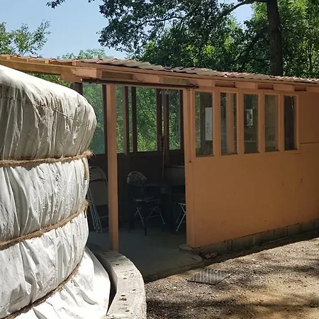 Camping Le P'Tit Bonheur Escaro Exterior foto
